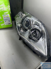 Load image into Gallery viewer, VALEO Faro principal ORIGINAL PART 043618 | RENAULT, LAGUNA III (BT0/1), 3.5 V6 (BT0C, BT0P)