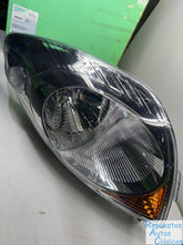 Cargar imagen en el visor de la galería, VALEO Faro principal ORIGINAL PART 043321 | NISSAN, NOTE (E11, NE11), 1.4