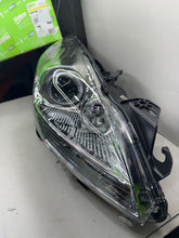 Cargar imagen en el visor de la galería, VALEO Faro principal ORIGINAL PART 043789