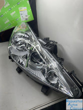 Cargar imagen en el visor de la galería, VALEO Faro principal ORIGINAL PART 043243 | PEUGEOT, 207 CC (WD_), 1.6 16V