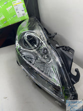 Cargar imagen en el visor de la galería, VALEO Faro principal ORIGINAL PART 043789
