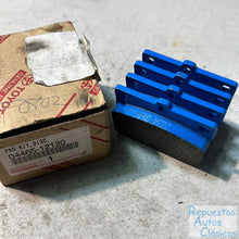 Load image into Gallery viewer, 04465-12120 PAD KIT, DISC BRAKE, FRONT, toyota,