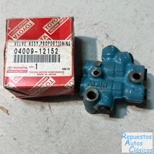 Cargar imagen en el visor de la galería, 04009-12152 Válvula de Proporción Toyota