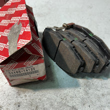 Cargar imagen en el visor de la galería, Kit de Pastillas de Freno Delanteras 04465-14120 para Toyota