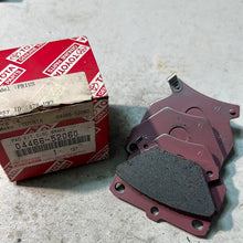 Cargar imagen en el visor de la galería, 04466-52060 PAD KIT, DISC BRAKE, REAR, toyota,
