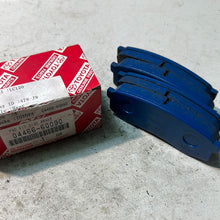 Cargar imagen en el visor de la galería, 04466-60090 PAD KIT, DISC BRAKE, REAR, toyota,