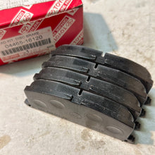 Load image into Gallery viewer, 04465-16120 PAD KIT, DISC BRAKE, FRONT, toyota,