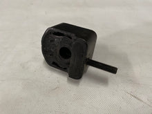 Cargar imagen en el visor de la galería, Soporte de Motor Delantero Derecho para Ford Fiesta I-II (0.9, 1.1) - Referencia 00235-12-77FB6038GD