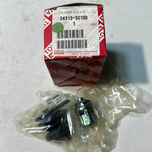 Cargar imagen en el visor de la galería, 04313-30100 CYLINDER KIT, CLUTCH RELEASE, toyota,