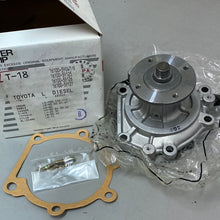 Load image into Gallery viewer, Water Pump TOYOTA CROWN/HILUX 16100-59047/9
