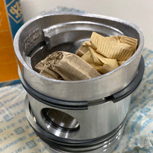 Cargar imagen en el visor de la galería, Piston Set AUSTIN 91015600 73,012 STD