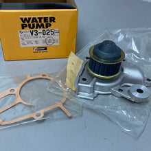 Load image into Gallery viewer, Bomba de Agua PARAUT para Nissan Cherry III y Sunny SB11 - Referencias 21010-16A25/26/85