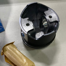 Cargar imagen en el visor de la galería, Piston Set RENAULT 93783600 78mm