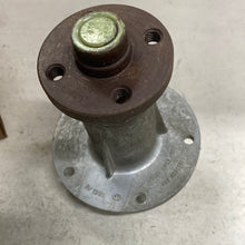Cargar imagen en el visor de la galería, Bomba de Agua P205/P1385 para Mercedes 180 - Repuesto de Calidad