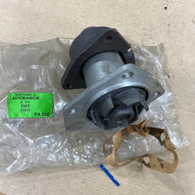Cargar imagen en el visor de la galería, Bomba de Agua PA202 para Autobianchi A111 y Fiat 238/B