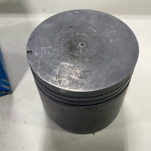 Cargar imagen en el visor de la galería, Piston Set VOLVO 91509600 STD 88,90mm