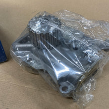 Cargar imagen en el visor de la galería, Bomba de Agua SIL PA613P para Mazda