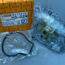 Cargar imagen en el visor de la galería, Water Pump HONDA CIVIC/ACURA INTEGRA 19200-PM3-004