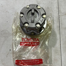 Laden Sie das Bild in den Galerie-Viewer, 43530-69015 Nabenbaugruppe, Freilauf, Toyota,