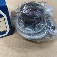 Charger l'image dans la galerie, Bomba de Agua SIL PA380P para Audi y Volkswagen