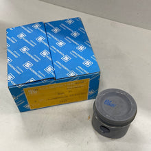 Cargar imagen en el visor de la galería, Piston Set AUDI 93039600 79,51mm