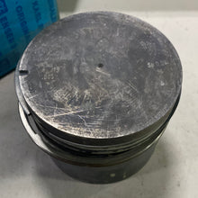 Cargar imagen en el visor de la galería, Piston Set VOLVO 91345630 85,153mm