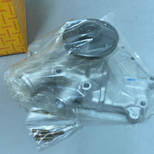 Load image into Gallery viewer, Bomba de Agua PARAUT para Nissan Serena y Vanette 2.0D - Referencias 21010-G5585, 21010-G8125