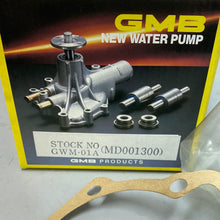 Cargar imagen en el visor de la galería, Bomba de Agua GMB MD001300 para Coches Clásicos