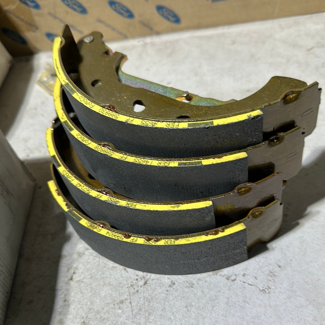 Kit - Brake Shoe And Lining: 1385735 FORD