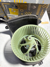 Load image into Gallery viewer, 7701045554 GMV CALEFACCION RENAULT
