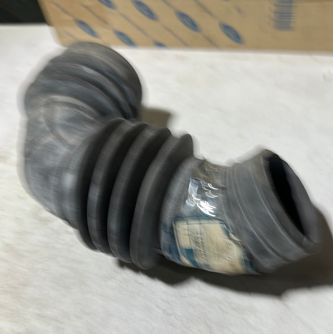 Hose - Connecting: 7024621 FORD