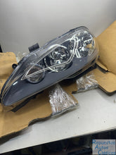 Cargar imagen en el visor de la galería, VALEO Faro principal ORIGINAL PART 043450
