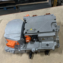 Laden Sie das Bild in den Galerie-Viewer, Renault, 296059672R
