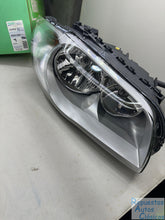 Cargar imagen en el visor de la galería, VALEO Faro principal ORIGINAL PART 043903 | BMW, 1 (E87), 116 i
