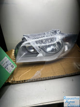 Cargar imagen en el visor de la galería, VALEO Faro principal ORIGINAL PART 043902 | BMW, 1 (E87), 116 i
