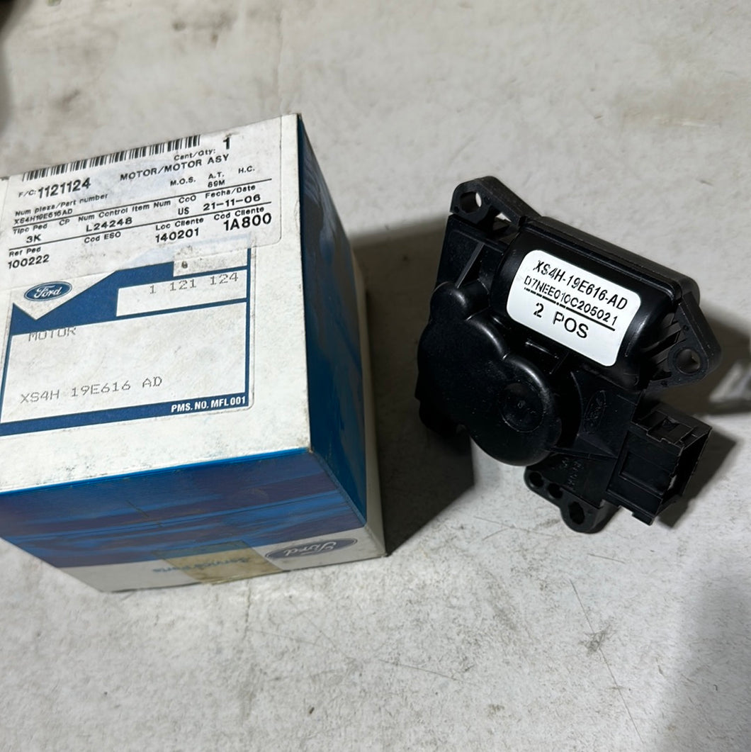 Motor Assy: 1121124 FORD