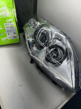 Load image into Gallery viewer, VALEO Faro principal ORIGINAL PART 043618 | RENAULT, LAGUNA III (BT0/1), 3.5 V6 (BT0C, BT0P)
