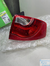 Cargar imagen en el visor de la galería, VALEO Piloto posterior ORIGINAL PART 043929 | SEAT, EXEO (3R2), 1.6
