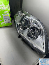 Load image into Gallery viewer, VALEO Faro principal ORIGINAL PART 043618 | RENAULT, LAGUNA III (BT0/1), 3.5 V6 (BT0C, BT0P)
