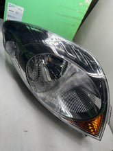 Cargar imagen en el visor de la galería, VALEO Faro principal ORIGINAL PART 043321 | NISSAN, NOTE (E11, NE11), 1.4
