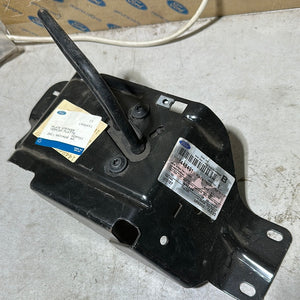 Plate Assy - Latch Striker: 1448491 FORD