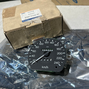 Speedometer Assy: 1045538 FORD