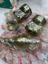 Cargar imagen en el visor de la galería, 04044-30090 STEERING COLUMN &amp; SHAFT, Toyota
