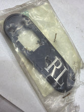 Cargar imagen en el visor de la galería, 7700826829 BADGE RL RENAULT
