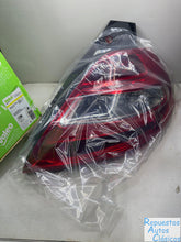 Cargar imagen en el visor de la galería, VALEO Piloto posterior ORIGINAL PART 043279 | RENAULT, MEGANE II (BM0/1_, CM0/1_), 1.4 16V (BM0B, CM0B)
