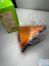 Cargar imagen en el visor de la galería, VALEO Piloto intermitente 029388
