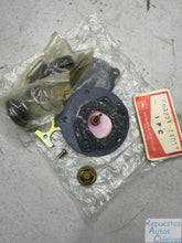 Cargar imagen en el visor de la galería, 04231-24011 FUEL PUMP &amp; PIPE, toyota
