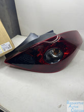 Load image into Gallery viewer, VALEO Piloto posterior ORIGINAL PART 043594 | OPEL, CORSA D (S07), 1.4 (L08, L68)
