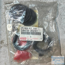 Load image into Gallery viewer, 04479-30231 CYLINDER KIT, DISC BRAKE, REAR, toyota,
