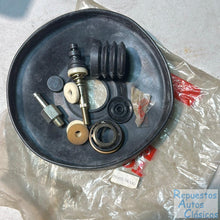 Laden Sie das Bild in den Galerie-Viewer, 04443-26110 BOOSTER-KIT, BREMSE, Toyota,
